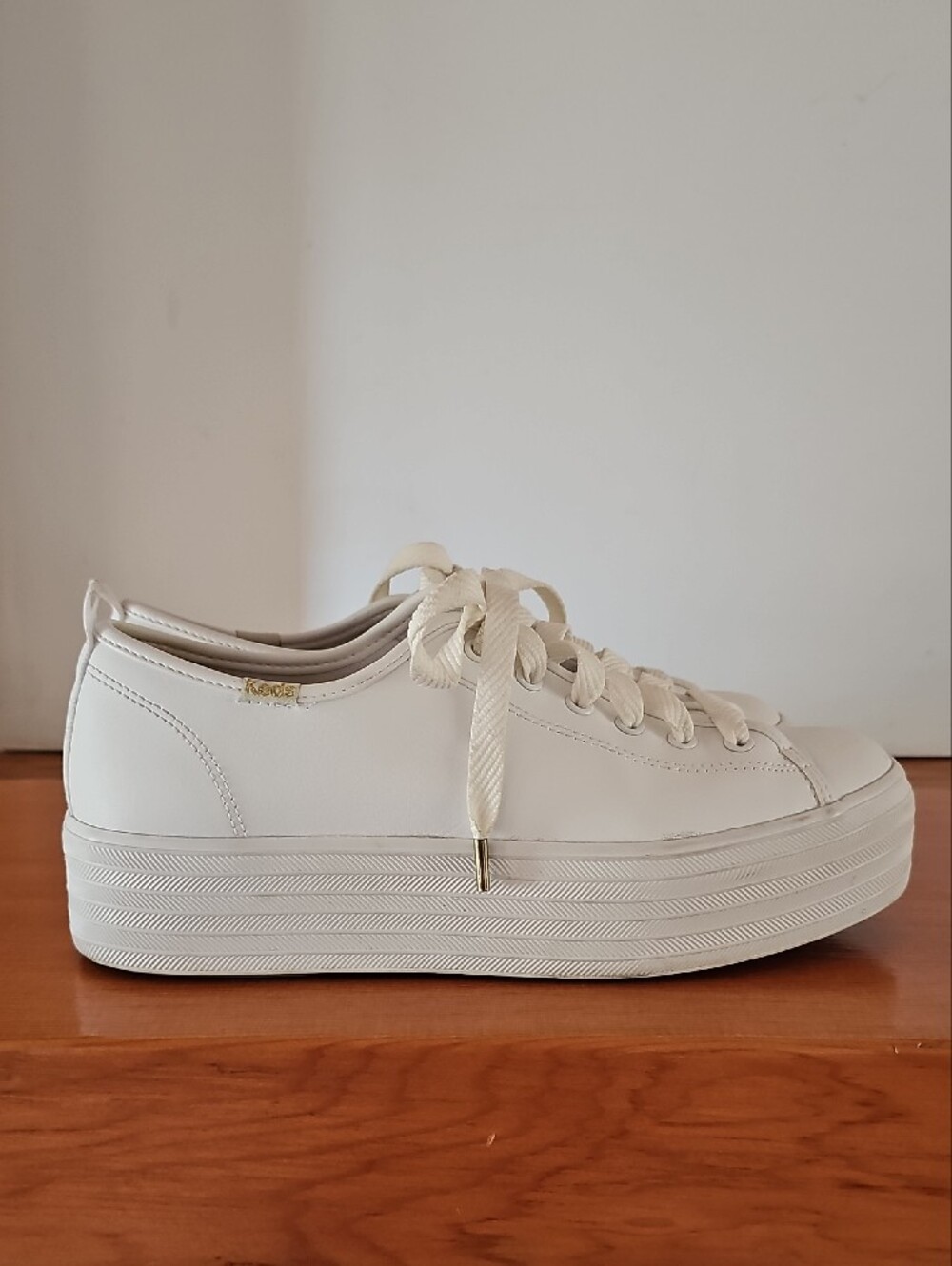 Women’s White KEDS Platform Lace-Up Sneakers - Size 9